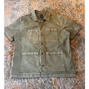 GAP Men’s Standard Fit Stretch Utility Shirt, Size M